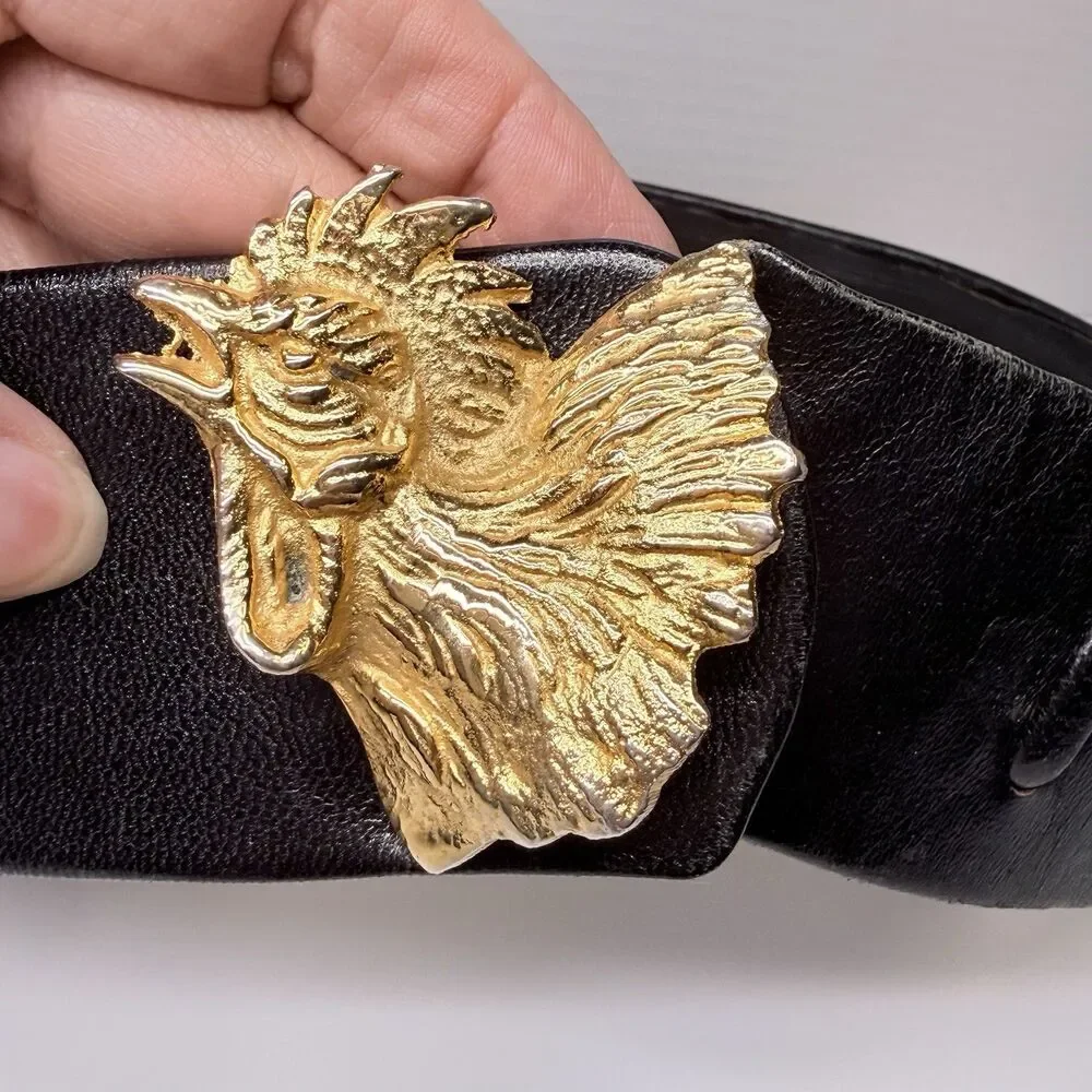Vintage Hand Made In Italy Gold Metal Rooster Head Buckle On Black Leather Belt